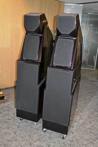 Wilson Maxx 3 Speakers