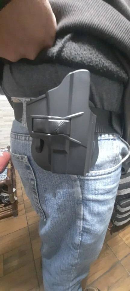 vertical shoulder holster, gun shoulder holster, tactical shoulder holster