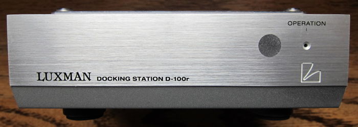 Luxman D-100R DAC & iPod/iPhone Docking Station