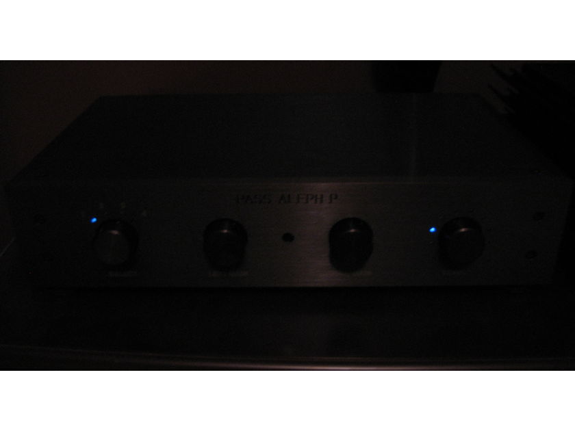 Pass Labs Aleph P Single-ended Class A Balanced Preamplifier