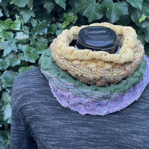 Gebreide golfjes kol sjaal Golden