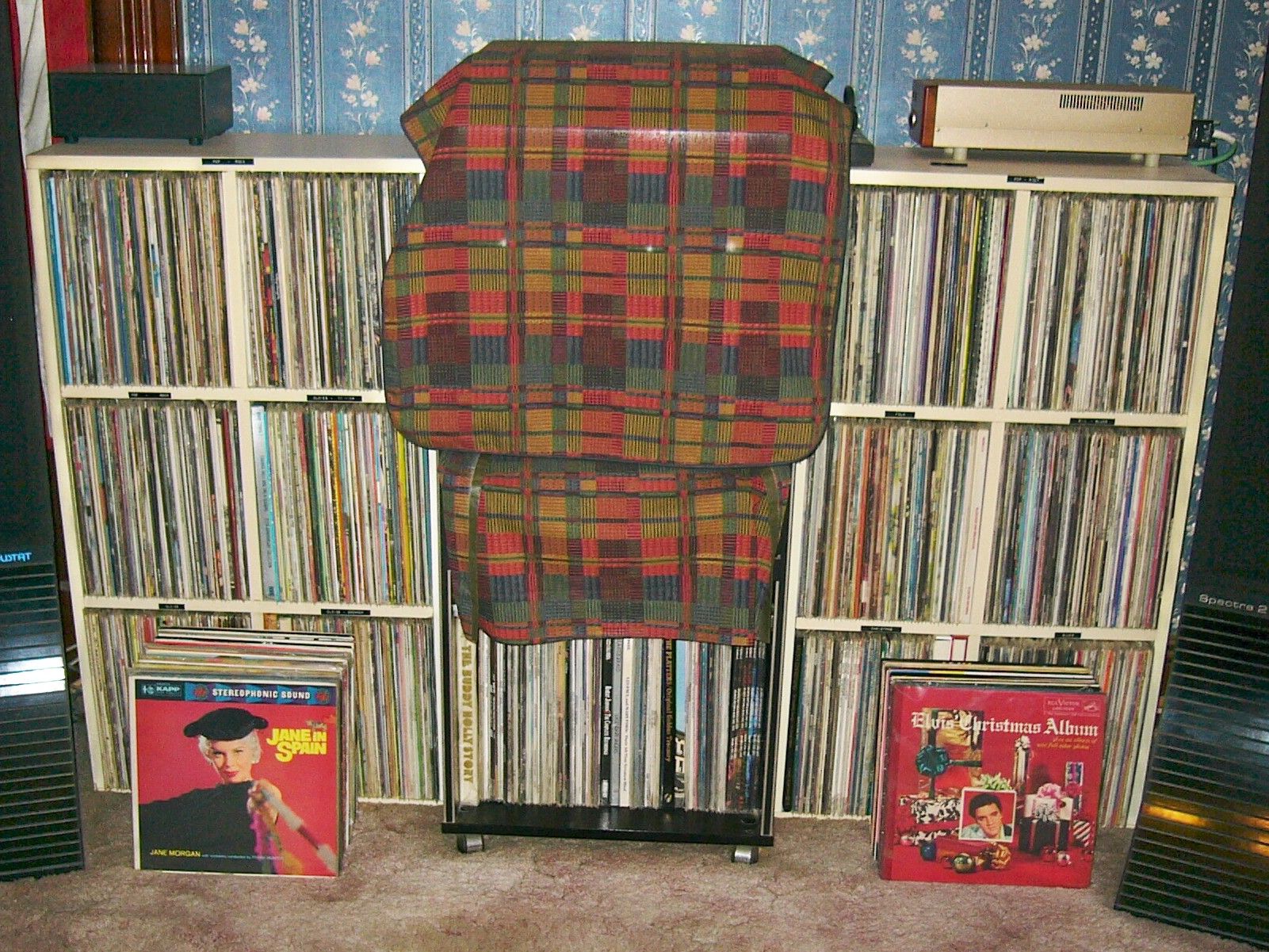 LP COLLECTION -- approx 5,000 ALBUMS-- -  from record c...