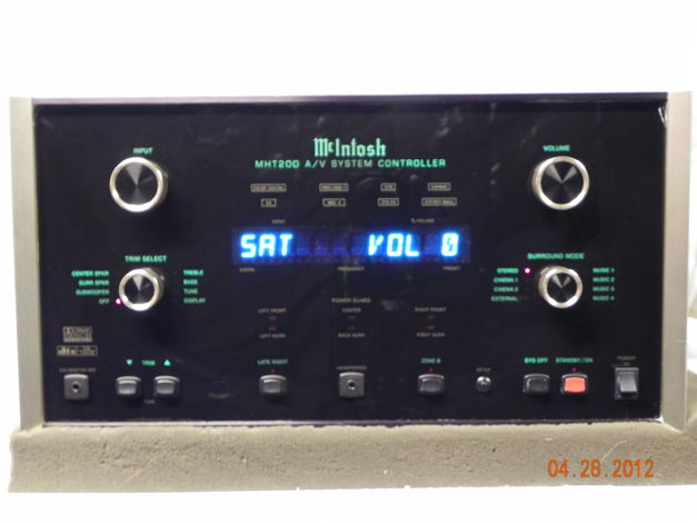 McIntosh MHT200 A/V receiver