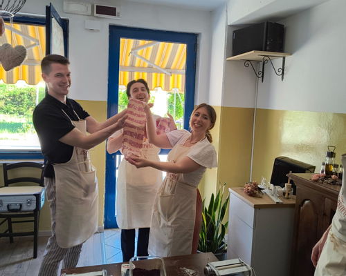 Cooking classes Sona: Tagliatelle and ravioli themed evening: let's knead together