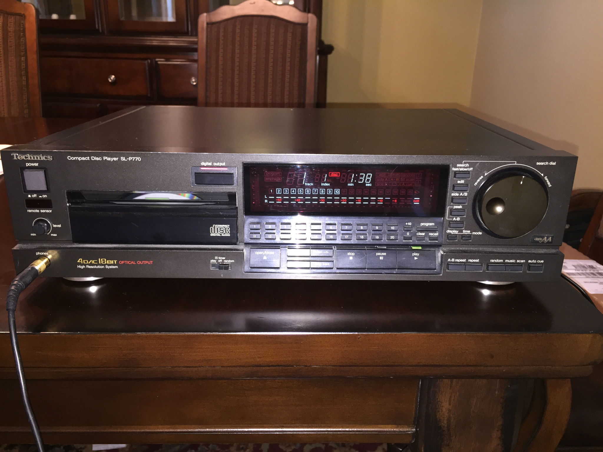 Technics SL-P770 4 DAC 18 Bit Class AA Dig For Sale | Audiogon