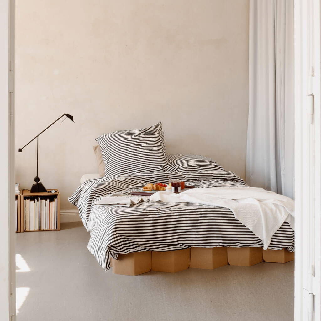 ROOM IN A BOX Bed 2.0 in pebble grey