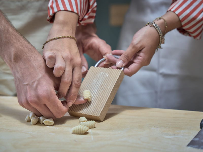 Kochkurse Como: Authentische Küche: Pasta, Tiramisu und Tradition