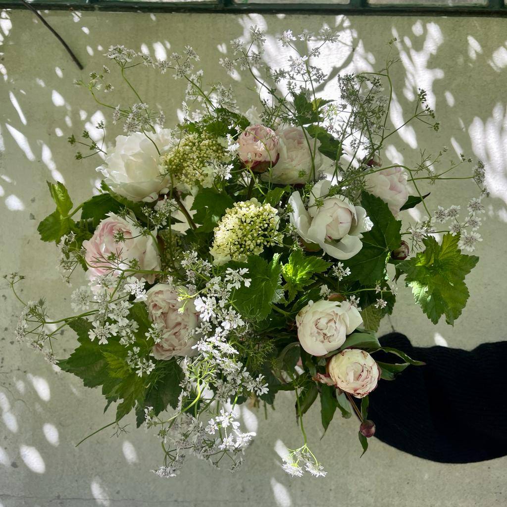 Bouquet pivoines blanches