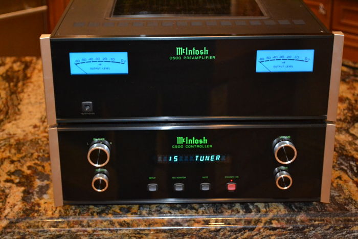 McIntosh C500  Solid State Preamplifier