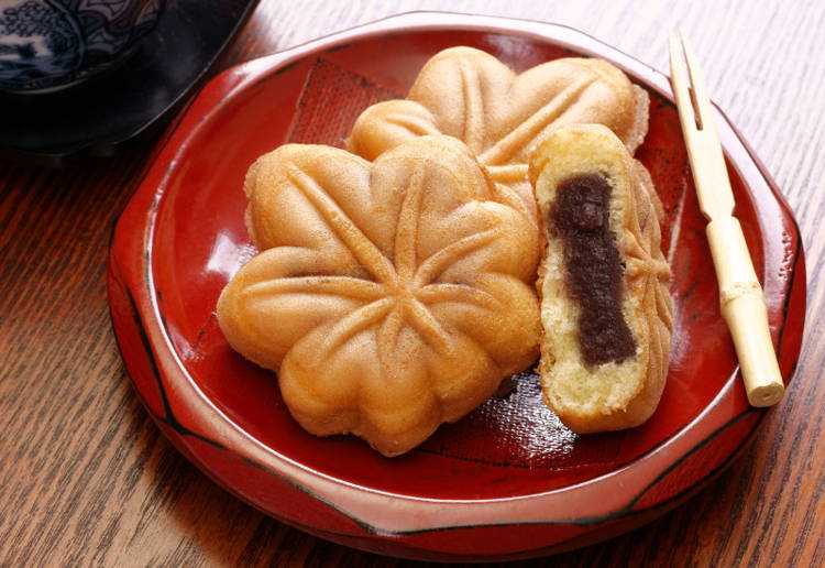 饅頭とは