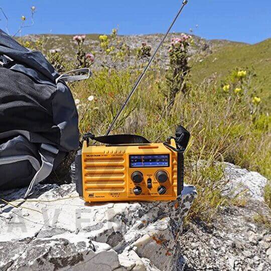 emergency radio, survival radio, camping radio