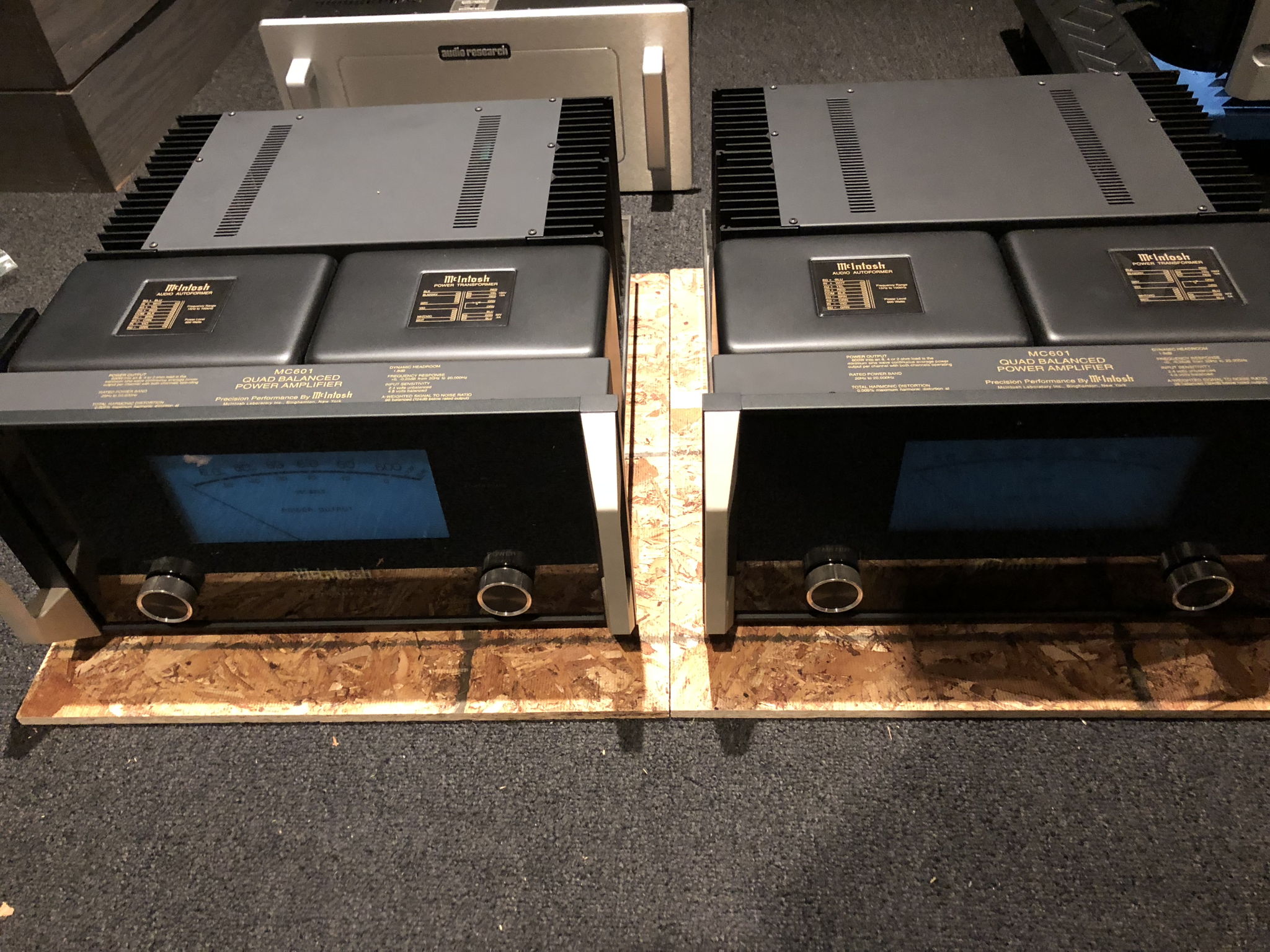 McIntosh MC-601 2 pairs available excellent conditiont!!! 3