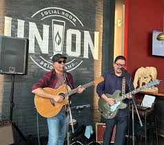 Union Social Room Bridgeland, Calgary, Menu, Happy Hour, Daily Specials, Patio, Dog Friendly, Beer, Cocktails, Sports Bar