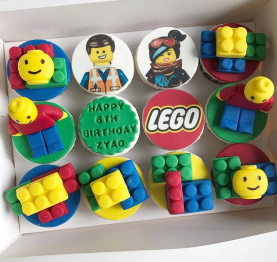 lego cupcakes