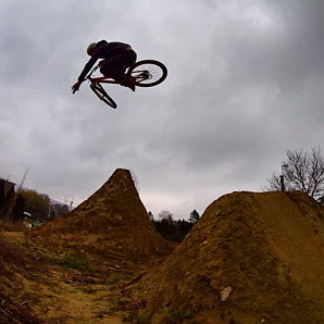 Tabletop dirt jump sales