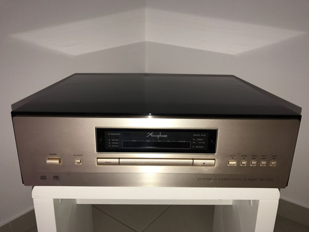Accuphase DP700 cd/sacd player