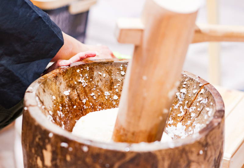 餅つきとは