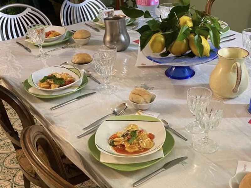 Cours de cuisine Sorrente: Pâtes artisanales et desserts secrets : une expérience à Sorrente