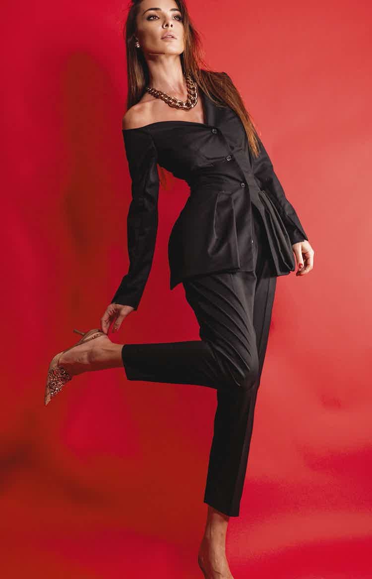 Nacked Shoulder Jacket
