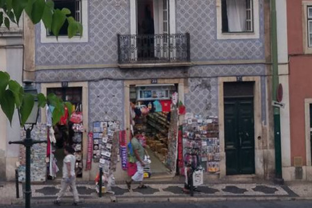 LIS Alfama street by Kristin PickYourDay.jpg
