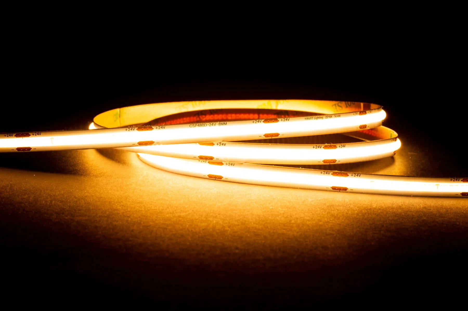 HCP-3925143 - 14.4W 24v DC 480LED 3000k IP20 CSP LED Strip