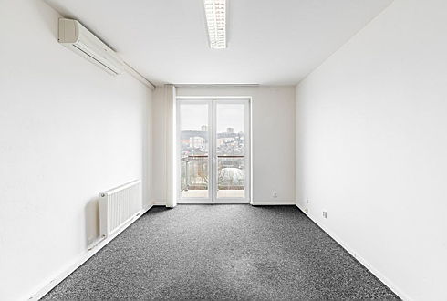  Prague
- Kanceláře ve vile s výhledem na Jižní svah 252,7 m²