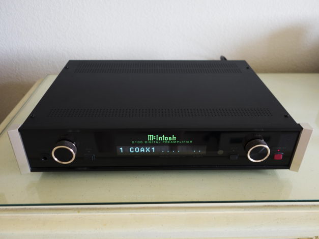 McIntosh D100 FIrst owner - like new condition - great ...
