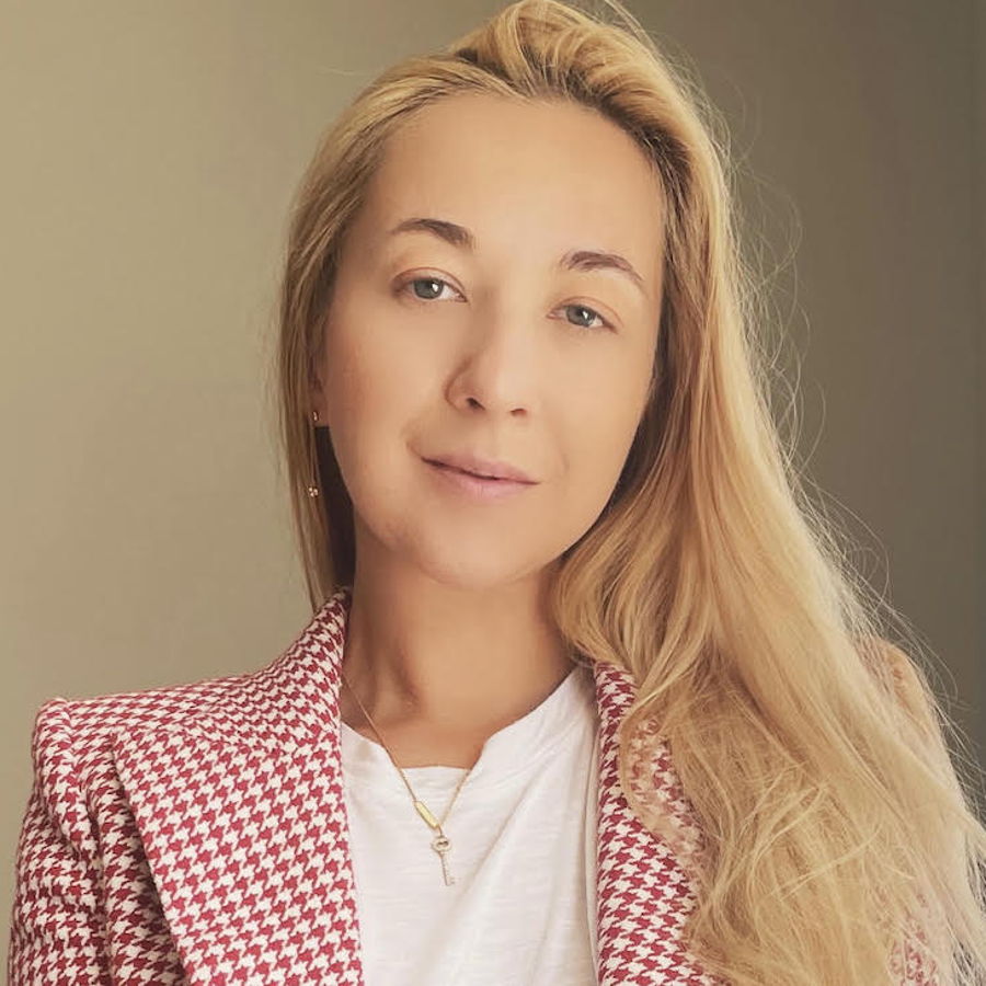 photo of agent, Mila Popova