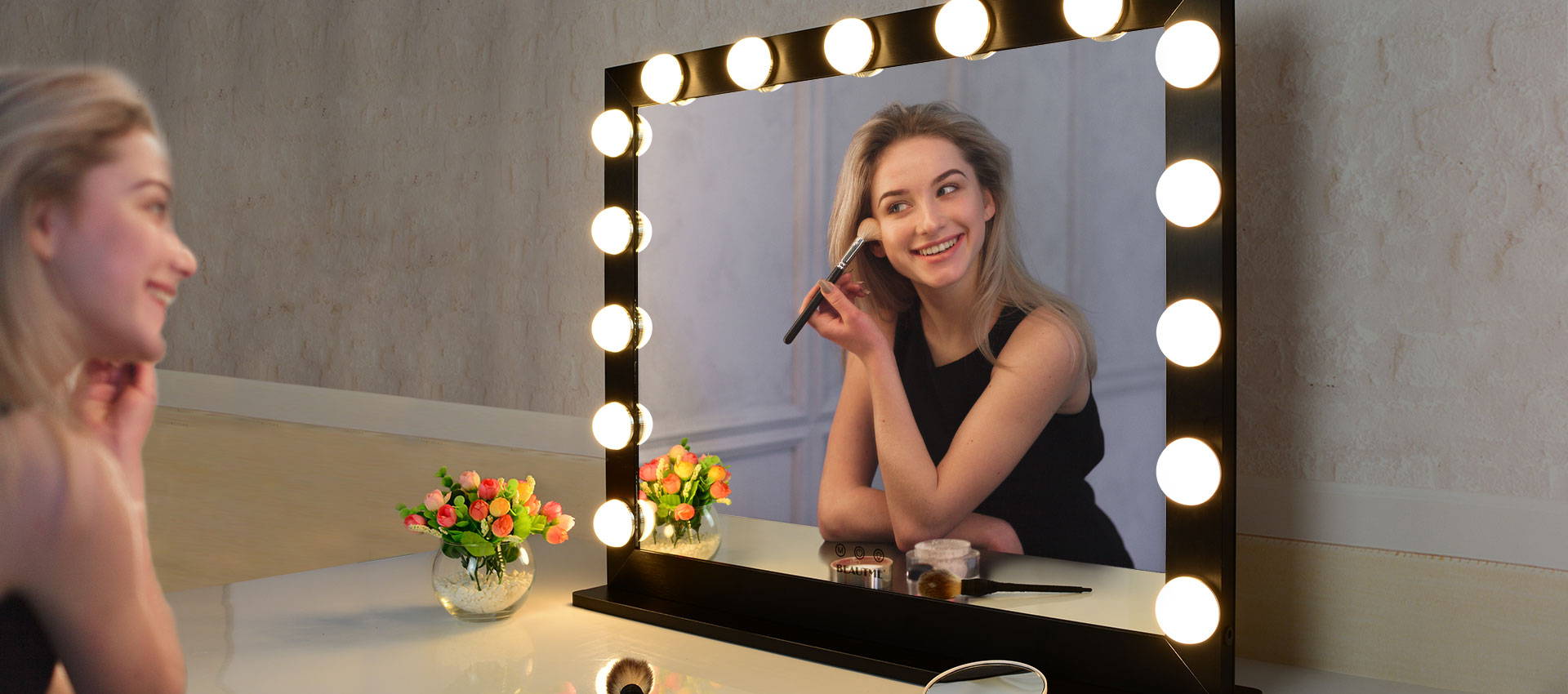 Hollywood Vanity Mirror with lights
