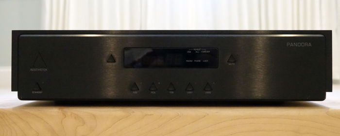 Aesthetix Pandora Eclipse Tube based DAC w/Volume Control