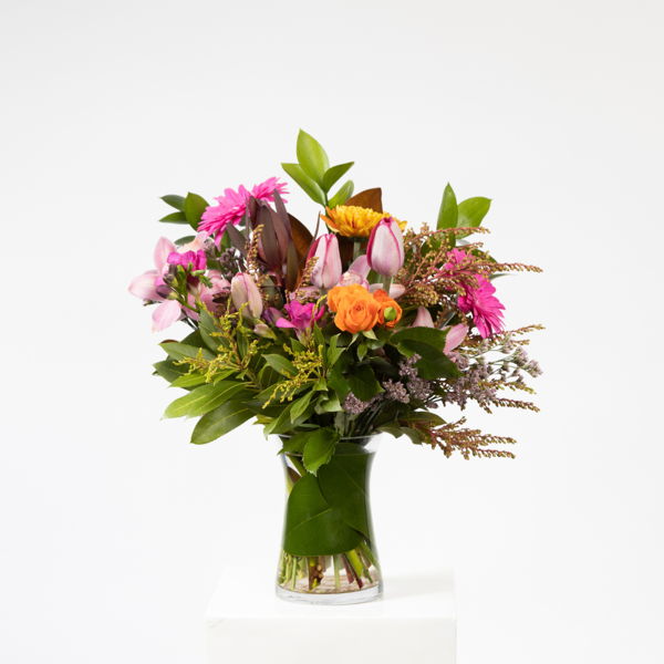 Bright And Bold In A Vase_flowers_delivery_interflora_nz