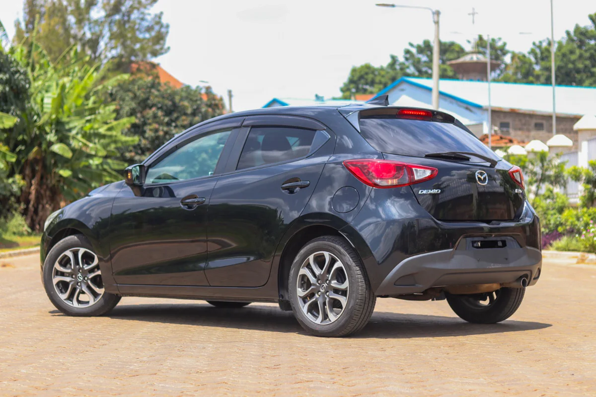 2016 Mazda Demio — Royal Max Motors — photo 14 of 20