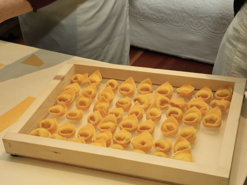 Kochkurse Bologna: Handgemachte Kürbis-Tortelloni: Herbstaromen in Bologna