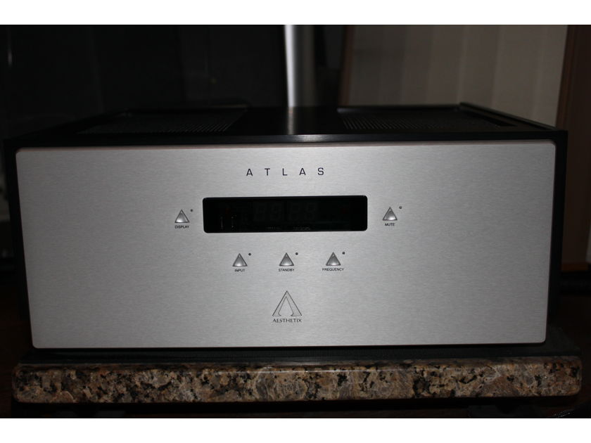 Aesthetix Atlas Signature Stereo Power Amplifier