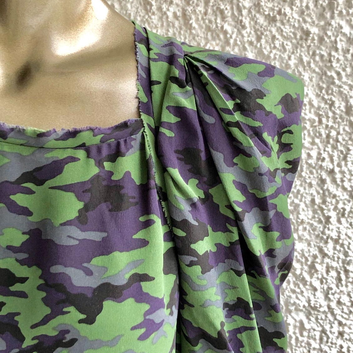 Haut (t-shirt) Maje Taille 1 - Noir - Occasion Très Bon état - Marque Française Chic