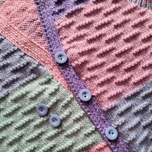 Child's button up vest in 8 ply