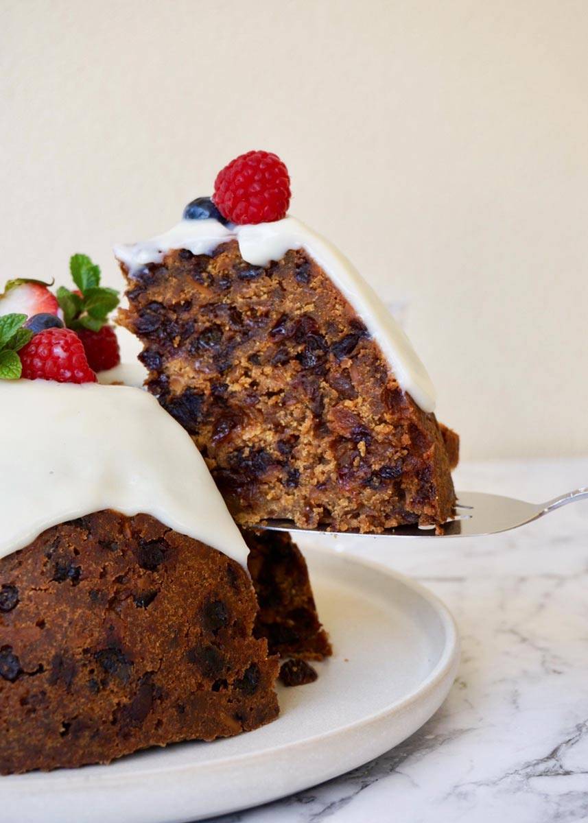 Amaretto Christmas Pudding Recipe by Cugini Cucina | Minimax