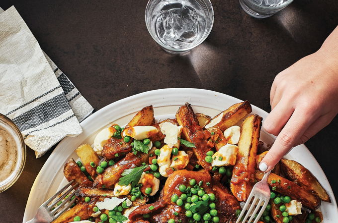 Poutine au porc braisé au vin rouge