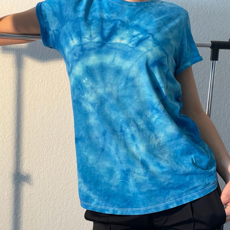 Blaues Tie dyed Shirt