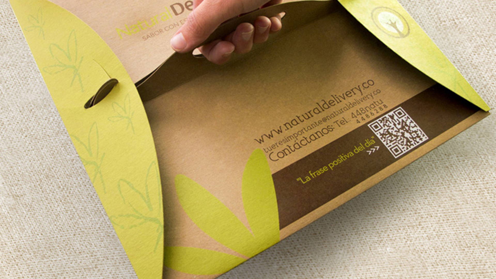 Featured image for The Dieline Package Design Awards 2013: Prepared Food, Merit - Natural Delivery Pack 