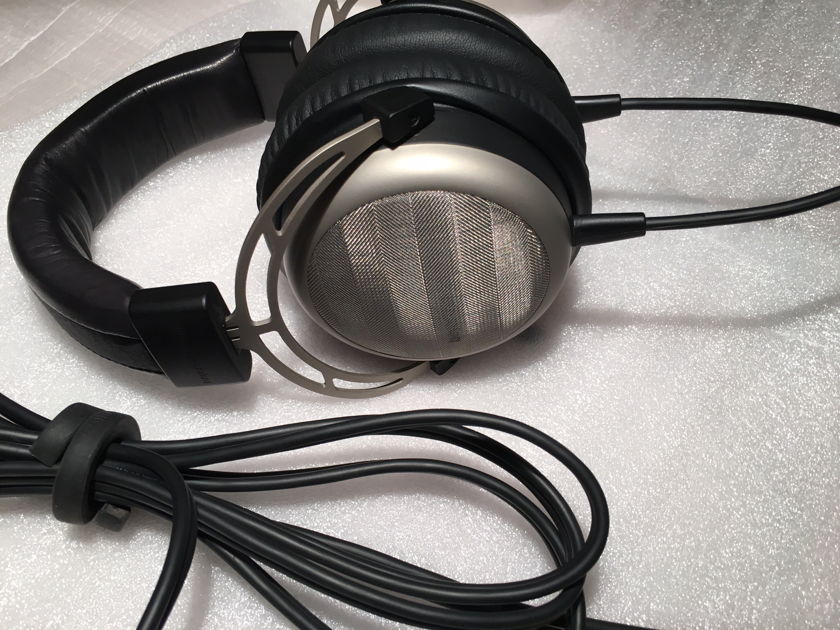 Beyerdynamic TI Headphones with Leather Ear Pads and New 915 Hard Case