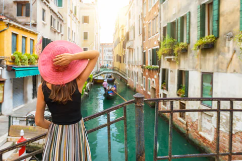 Venice Photo Adventure: Iconic Shots & Secret Streets