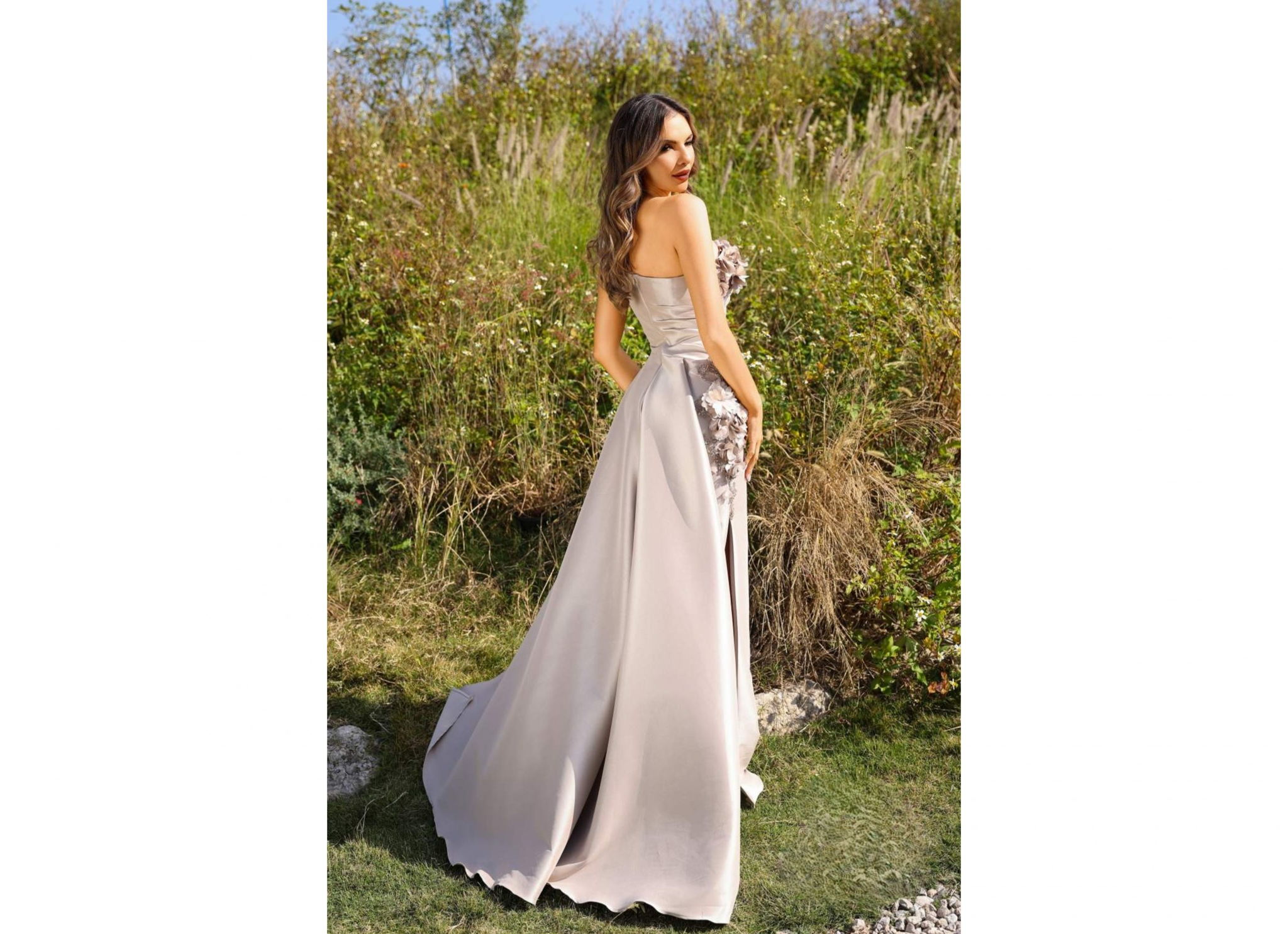 Web_Photo_Editor (3)-Picsart-AiImageEnhancer