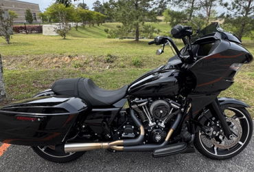 2025 HARLEY-DAVIDSON ROAD GLIDE motorcycle for rent near Wilmington, NC