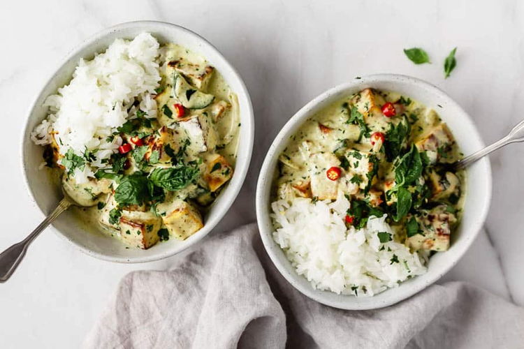 Photo of Vegan Thai Green Curry Rice Bowl 