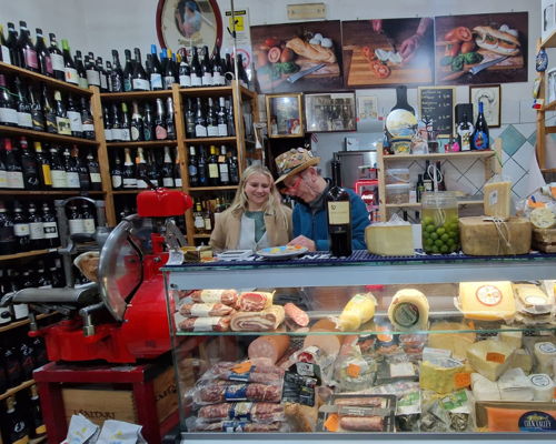 Food & Wine Tours Naples: Naples to savor: cheeses and desserts