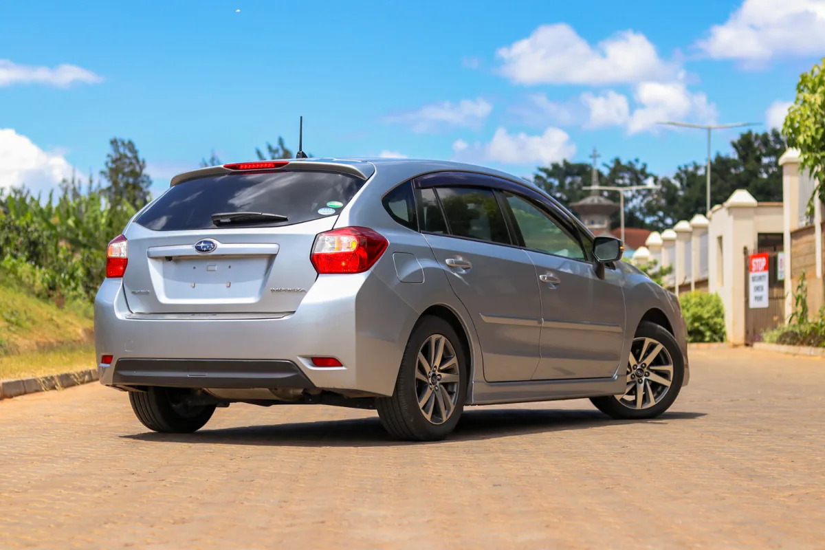 2016 Subaru Impreza — Royal Max Motors — photo 6 of 19