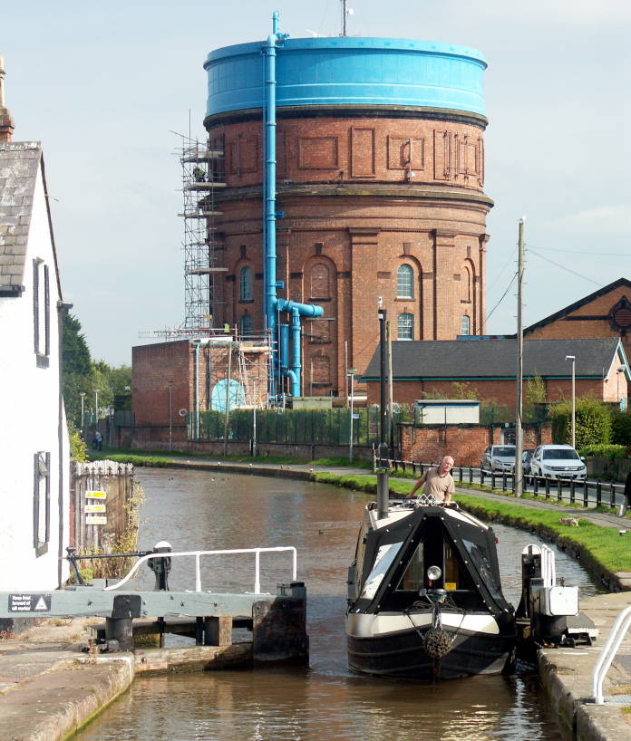 Hoole Lane Lock in the centre of Chester