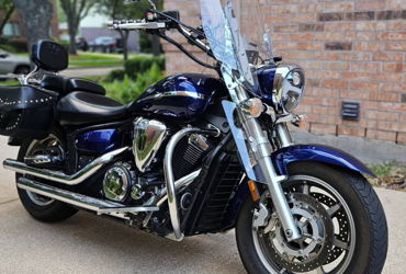 2007 YAMAHA V STAR 1300 motorcycle for rent near Missouri City, TX