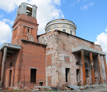 Храмы, которых нет: экскурсия по руинам соборов и церквей XVIII века